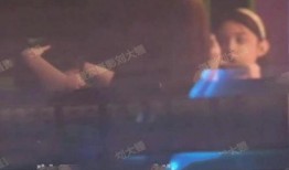 刘大锤爆料自己的视频大全,笑料百出，精彩纷呈